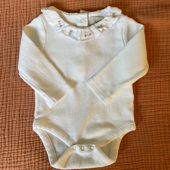 New Bodysuit with Embroidery collar Baby Girl 0-3M - Picture 1 of 6